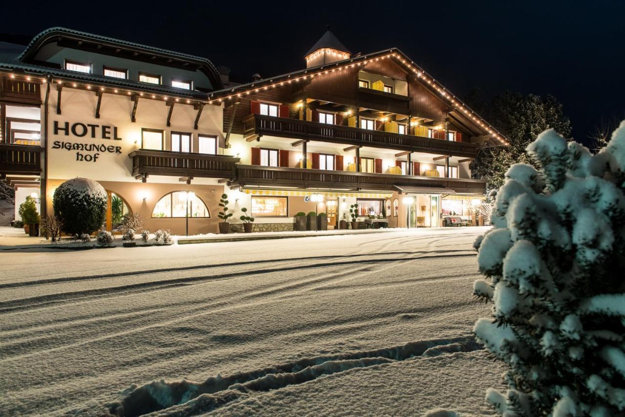Hotel Sigmunderhof Chienes Exterior foto